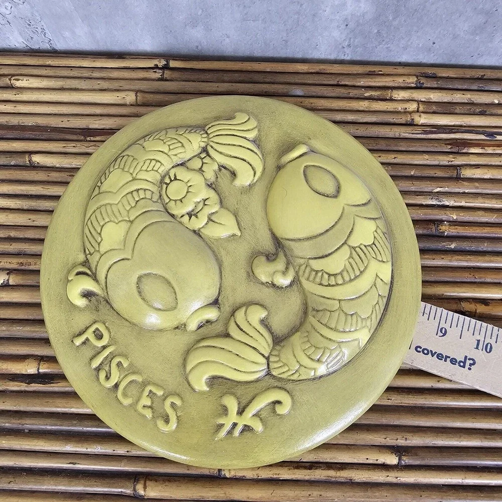 Vintage Pisces Zodiac Ceramic Wall Plaque Yellow MCM Fish Astrology Decor‎